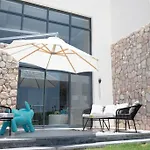 Beachfront Spacious Somabay Loft