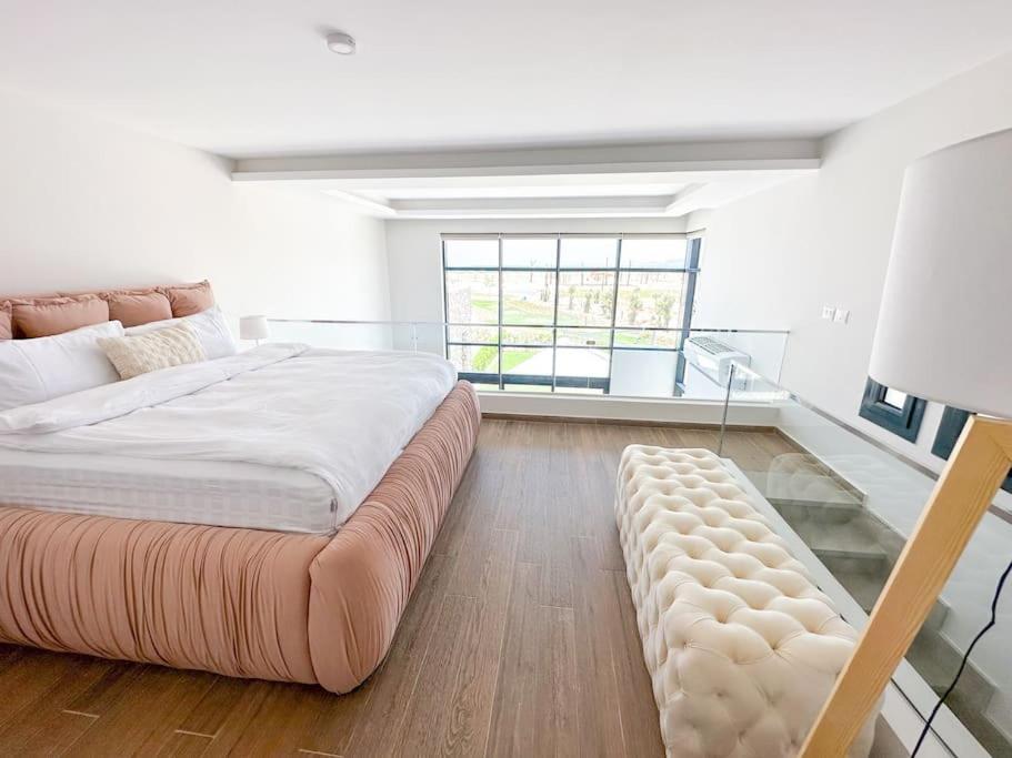 Beachfront Spacious Somabay Loft Chalet *